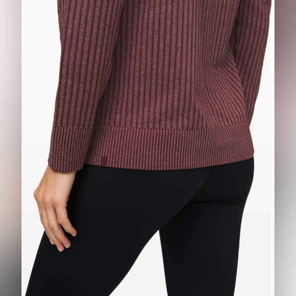 Lululemon Rest Less Pullover Relaxed Garnet Size 6 Pre-owned - Picture 4 of 8
